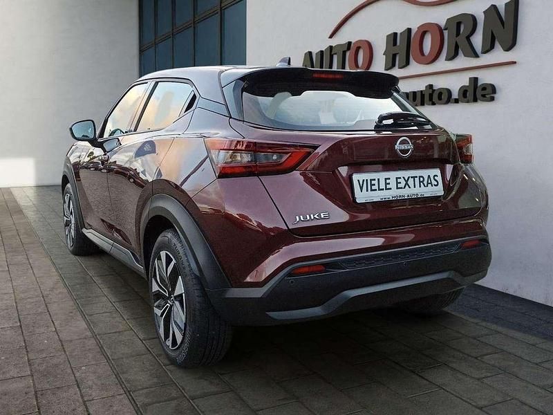 Gebraucht Nissan Juke Acenta 114 PS (83 kW) 2023 Rot SUV