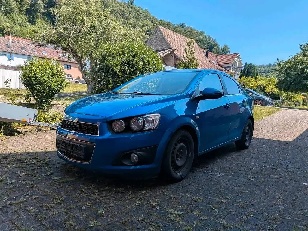 Gebraucht Chevrolet Aveo 101 PS (74 kW) 2026 Blau Limousine