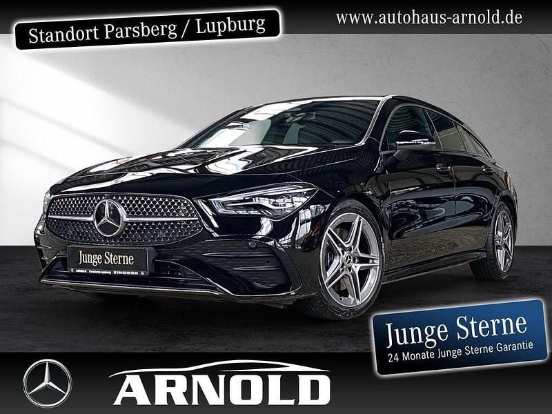 Nachtschwarz Gebraucht 2024 Mercedes CLA200 Shooting Brake AMG line Kombi | 31.840 € (Guter Preis) - Bild 1/4