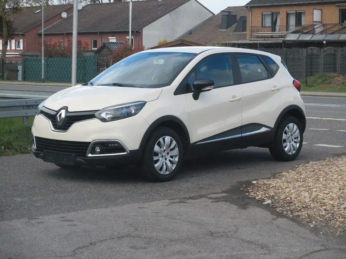 Usata Renault Captur 90 CV (66 kW) 2017 Beige SUV