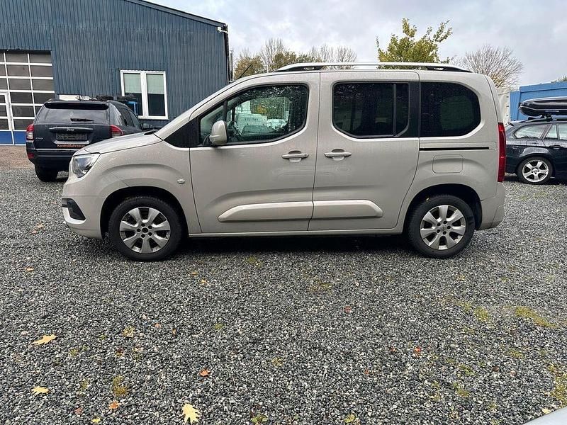 Gebraucht Opel Combo Life 131 PS (96 kW) 2020 Grau Van / Kleinbus