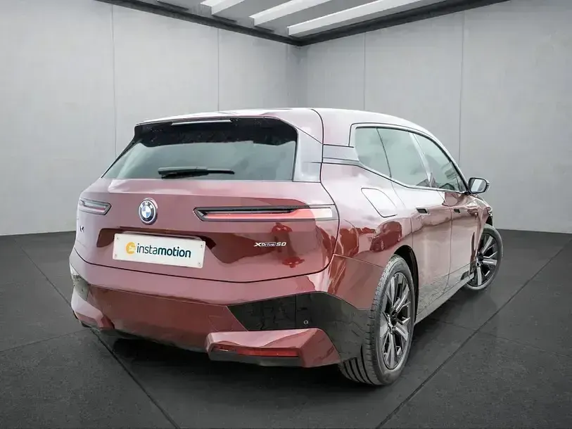 Gebraucht BMW iX 384 kW (523 PS) 2022 Rot SUV