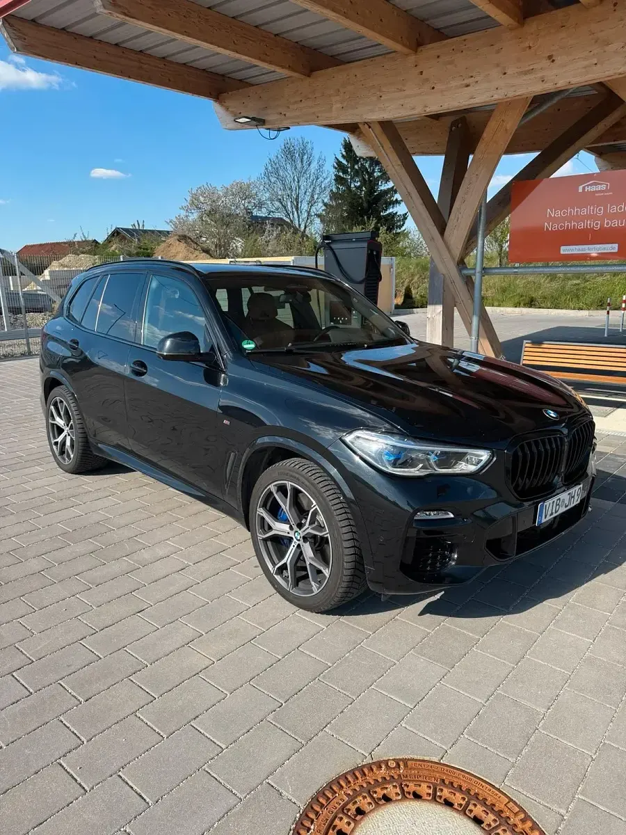 Second-hand BMW X5 Shadowline 530 CP (389 kW) 2020 Negru SUV