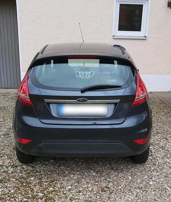 Gebraucht Ford Fiesta 2008 Grau Kleinwagen