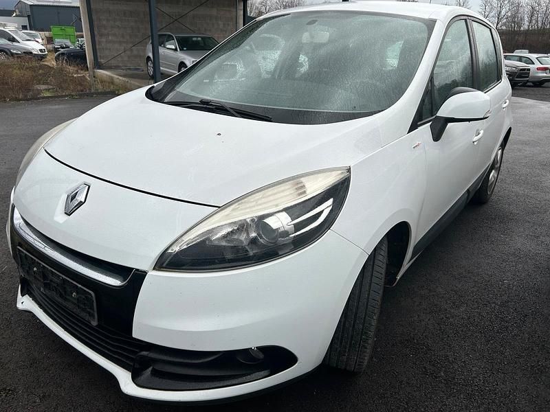 Weiß Gebraucht 2013 Renault Scénic Van / Kleinbus | 4.390 € - Bild 1/4