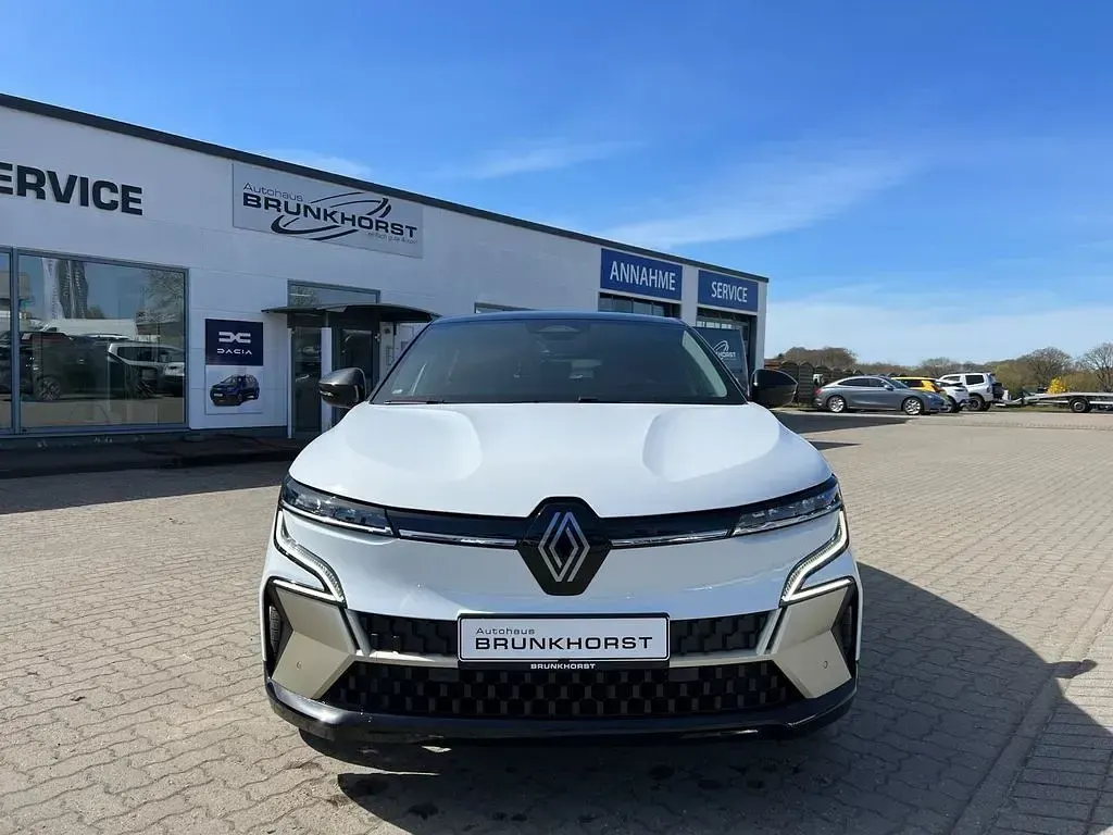 Gebraucht Renault Megane E-Tech Iconic 160 kW (218 PS) 2025 Arktisweiß + blackpearlsch Limousine