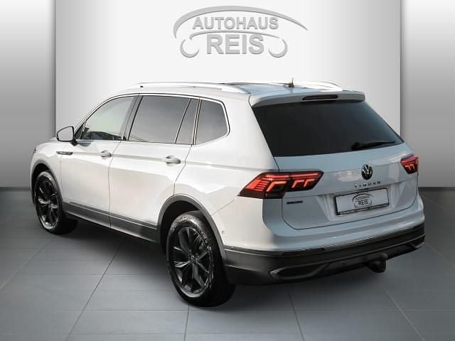 Gebraucht VW Tiguan Allspace Life 150 PS (110 kW) 2024 Weiss SUV