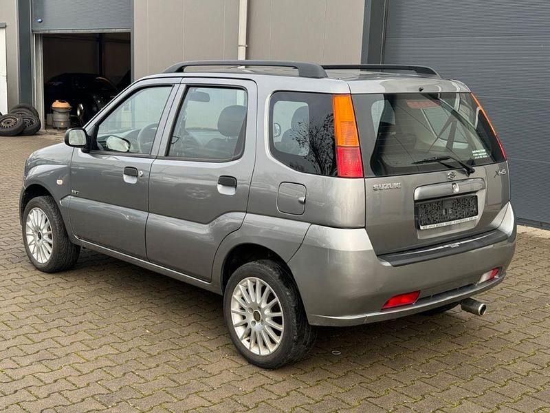 Second-hand Suzuki Ignis 94 CP (69 kW) 2007 Gri SUV