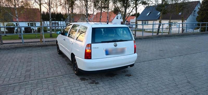 Gebraucht VW Polo 60 PS (44 kW) 2000 Weiß Kombi