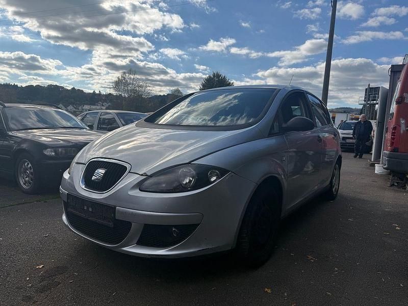 Gebraucht Seat Altea 102 PS (75 kW) 2007 Grau Limousine