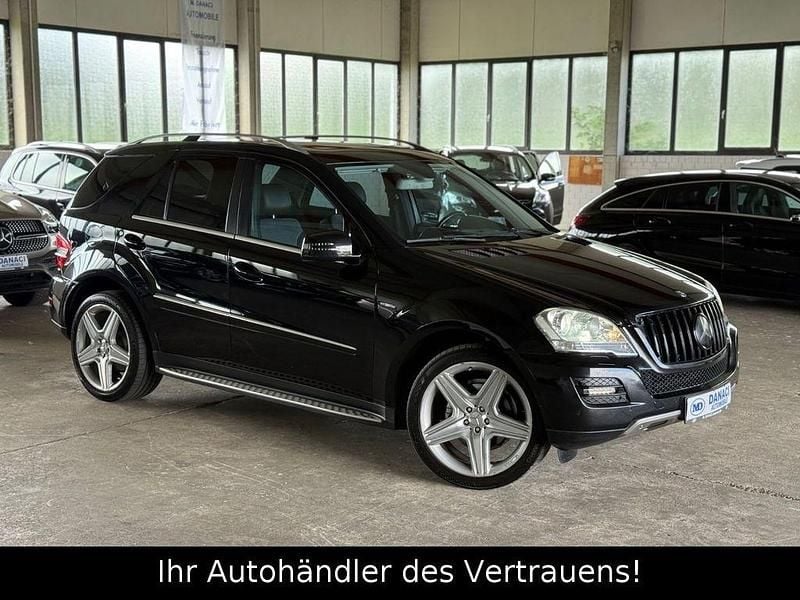 Gebraucht Mercedes ML300 204 PS (150 kW) 2010 Schwarz SUV