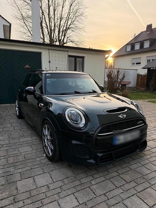 Gebraucht Mini John Cooper Works 265 PS (194 kW) 2015 Grün Kleinwagen