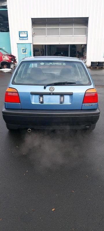 Gebraucht VW Golf III 75 PS (55 kW) 1992 Blau Kleinwagen