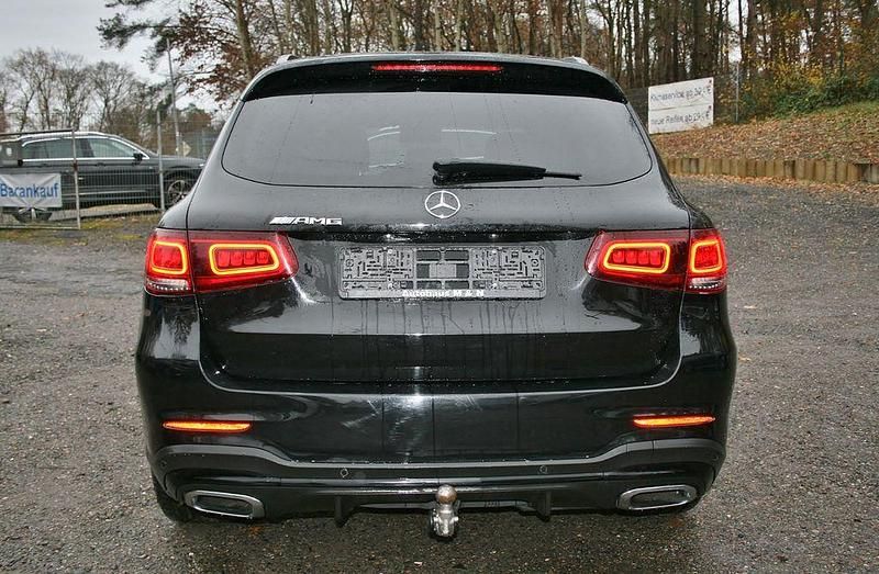 Gebraucht Mercedes GLC220 AMG 194 PS (142 kW) 2019 Schwarz SUV