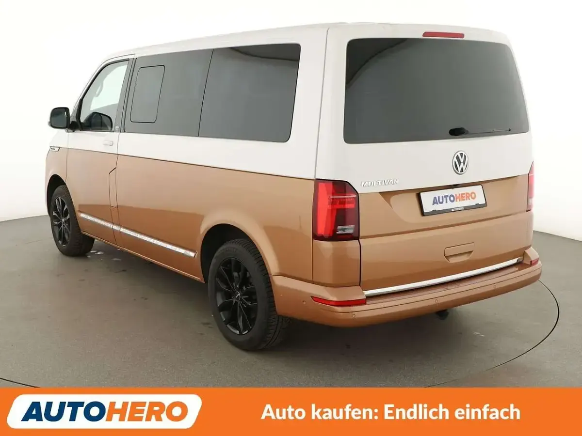 Używany VW Multivan Generation Six 199 KM (146 kW) 2021 Brązowy Minivan