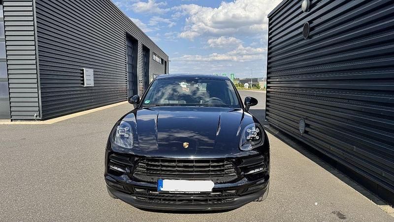 Schwarz Gebraucht 2019 Porsche Macan SUV | 42.000 € (Superpreis) - Bild 1/4