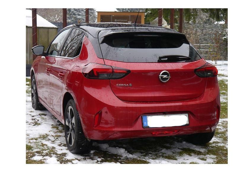 Gebraucht Opel Corsa-e 100 kW (136 PS) 2024 Rot Kleinwagen