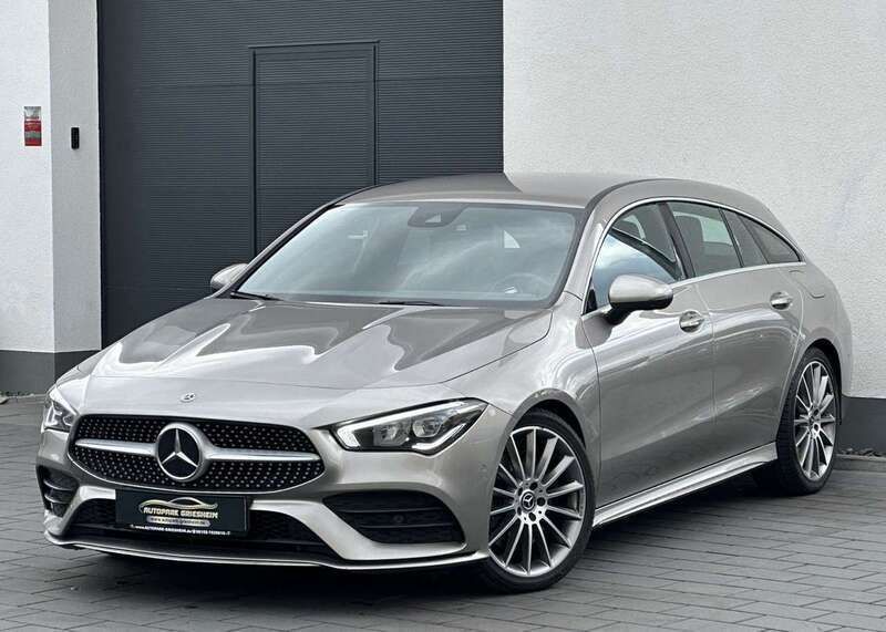 Mojavesilber metalliclack Gebraucht 2019 Mercedes CLA220 AMG line Limousine | 22.700 € (Guter Preis) - Bild 1/4