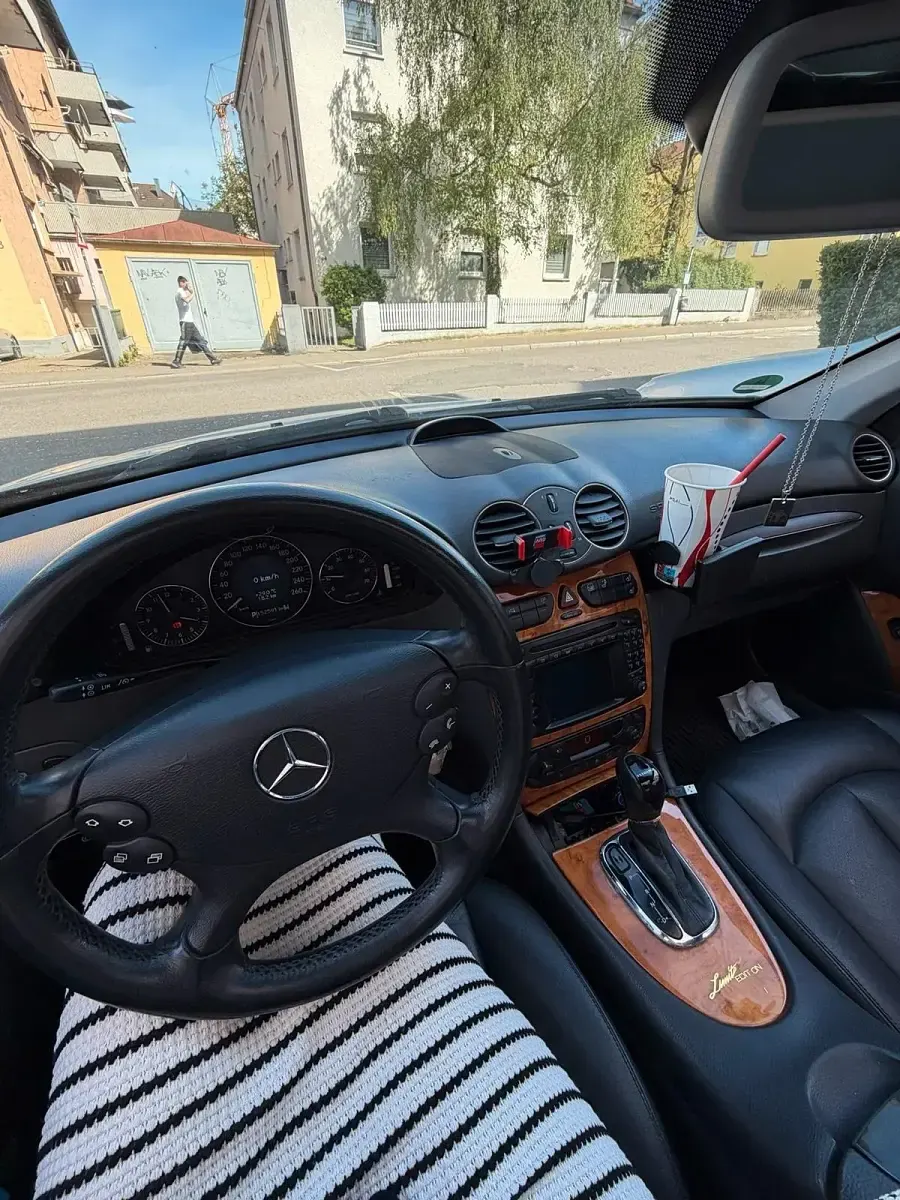 Gebraucht Mercedes CLK320 218 PS (160 kW) 2002 Silber Coupé