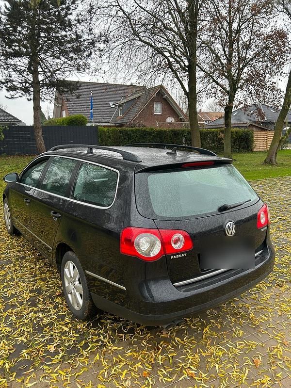Gebraucht VW Passat 140 PS (102 kW) 2008 Schwarz Kombi