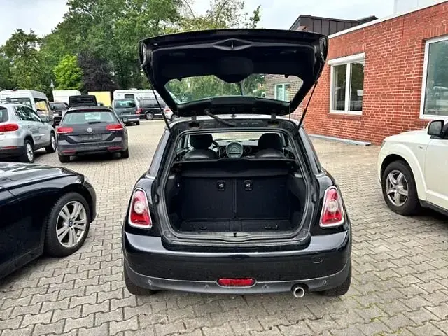 Gebraucht Mini Cooper D 109 PS (80 kW) 2009 Schwarz Kleinwagen
