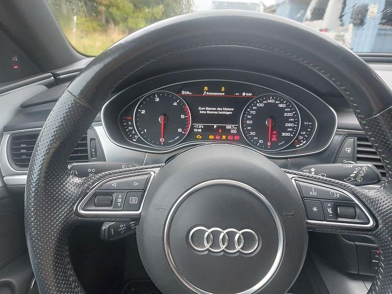 Gebraucht Audi A6 Sport 245 PS (180 kW) 2013 Grün Kombi