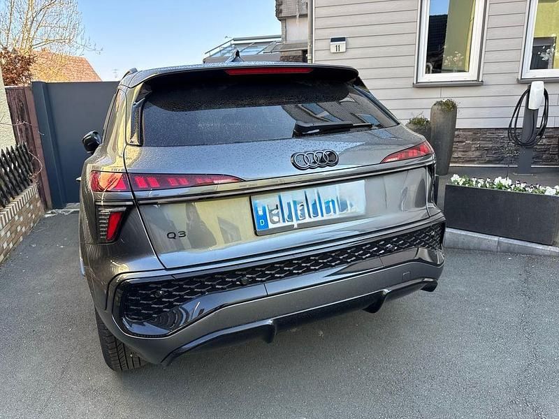 Neu Audi Q3 S-Line 150 PS (110 kW) 2026 Schwarz SUV