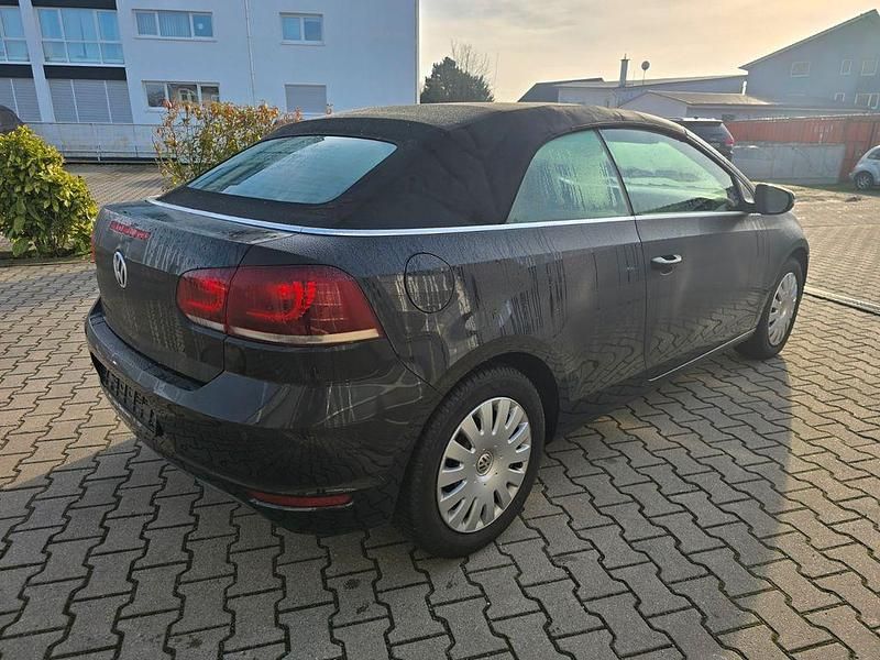 Gebraucht VW Golf Cabriolet Basis 105 PS (77 kW) 2012 Schwarz Cabrio