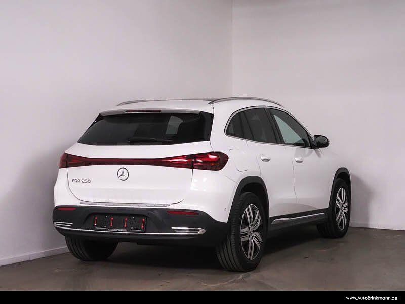 Gebraucht Mercedes EQA250 Progressive 139 kW (190 PS) 2025 Unilack polarweiß SUV