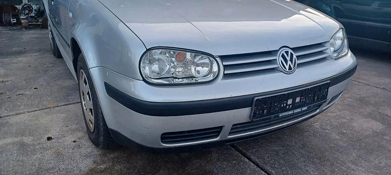 Gebraucht VW Golf IV Basis 75 PS (55 kW) 2002 Silber Limousine