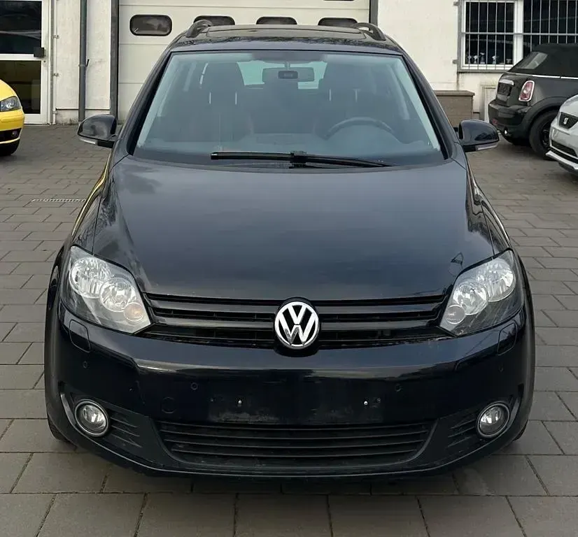 Gebraucht VW Golf VII Match 122 PS (89 kW) 2013 Schwarz Limousine