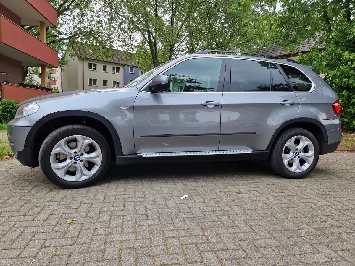 Gebraucht BMW X5 306 PS (225 kW) 2013 Grau SUV