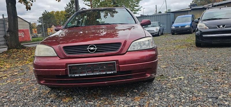 Rot Gebraucht 1999 Opel Astra Comfort Limousine | 700 € (Guter Preis) - Bild 1/4