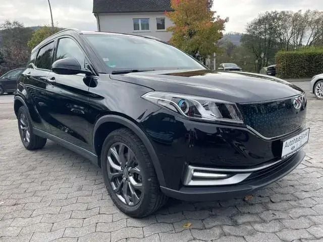 Schwarz Gebraucht 2022 DFSK Seres 3 SUV | 16.990 € (Guter Preis) - Bild 1/4