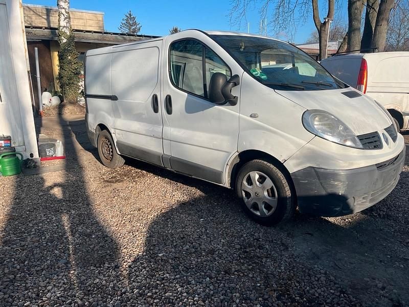 Weiß Gebraucht 2011 Renault Traffic Van / Kleinbus | 3.399 € - Bild 1/4
