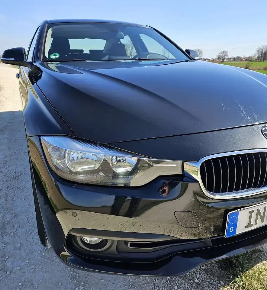 Gebraucht BMW 320 Luxury Line 190 PS (139 kW) 2017 Schwarz Limousine