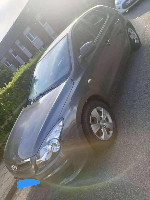 Gebraucht Hyundai i30 Edition+ 109 PS (80 kW) 2010 Kombi