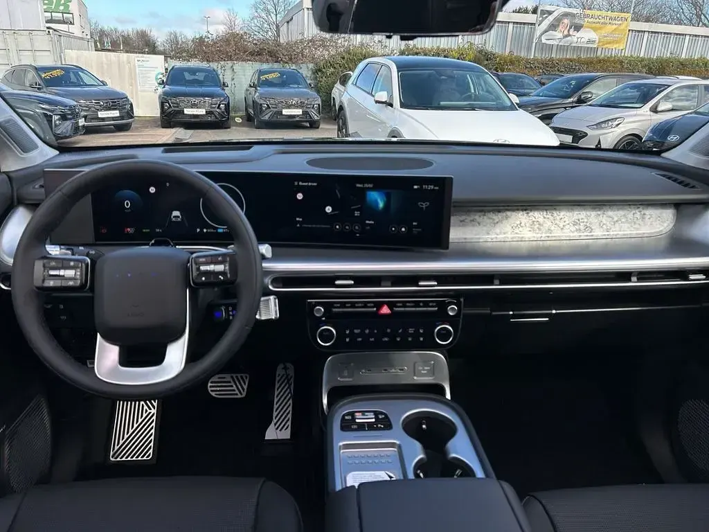 Neu Hyundai Ioniq 9 225 kW (307 PS) 2026 Mic (schwarz SUV