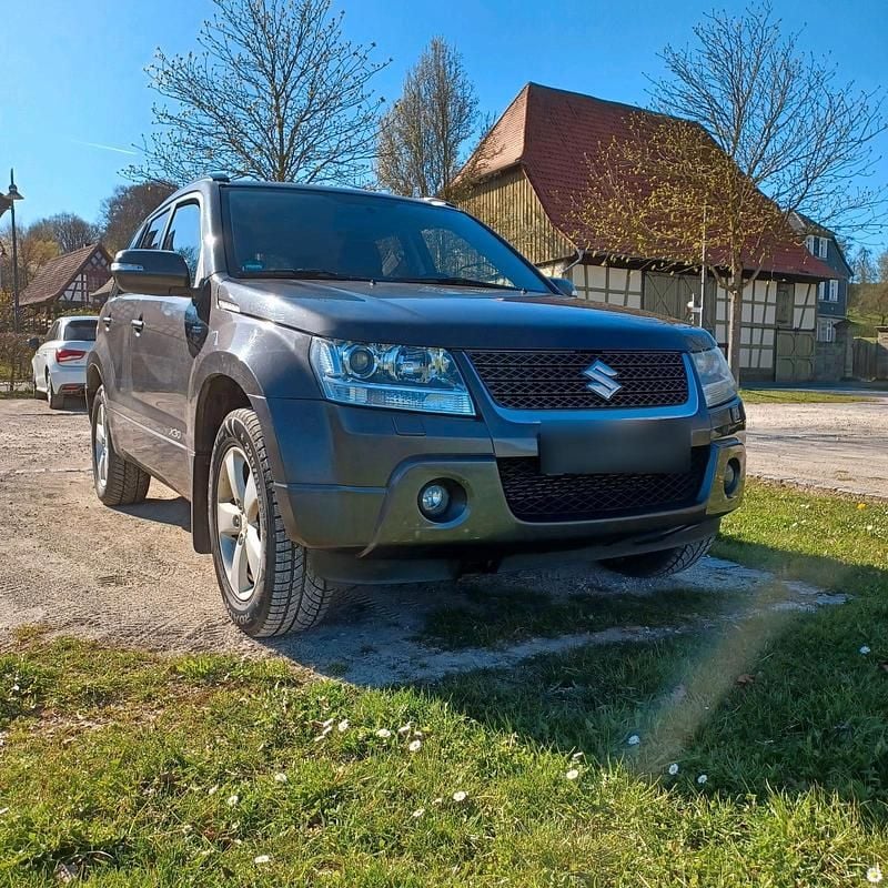 Gebraucht Suzuki Grand Vitara 129 PS (94 kW) 2012 Braun SUV