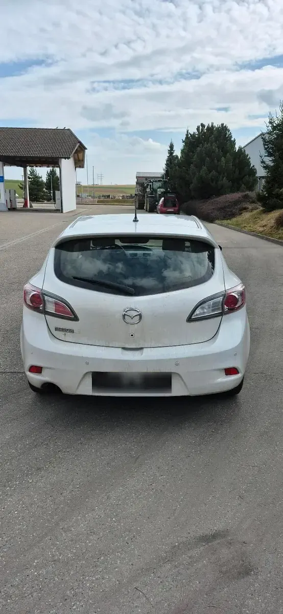 Usata Mazda 3 150 CV (110 kW) 2012 Bianco Utilitaria