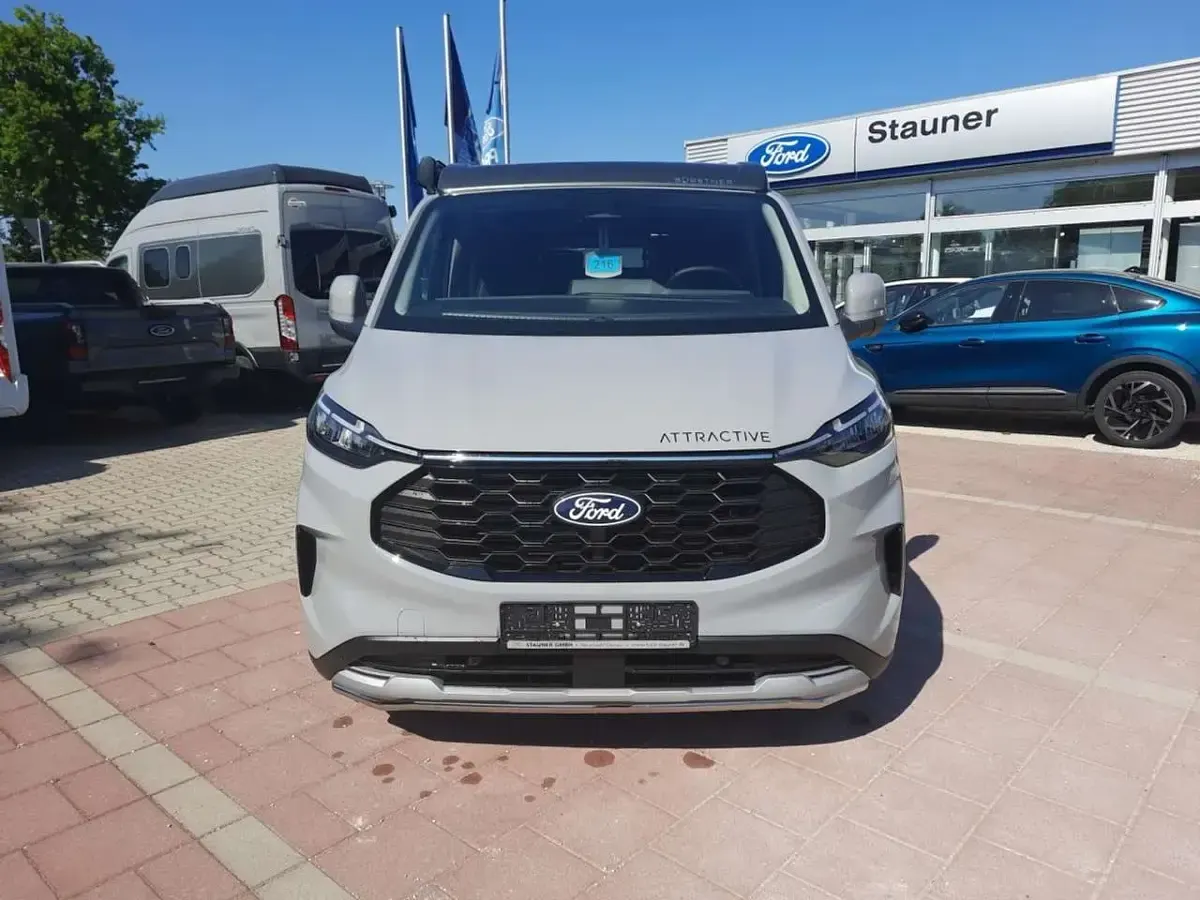 Neu Ford Tourneo 170 PS (125 kW) 2026 Other Van / Kleinbus