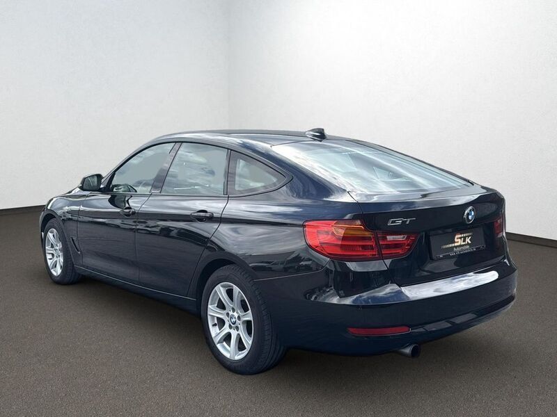 Gebraucht BMW 320 Comfort Edition 184 PS (135 kW) 2013 Schwarz Limousine