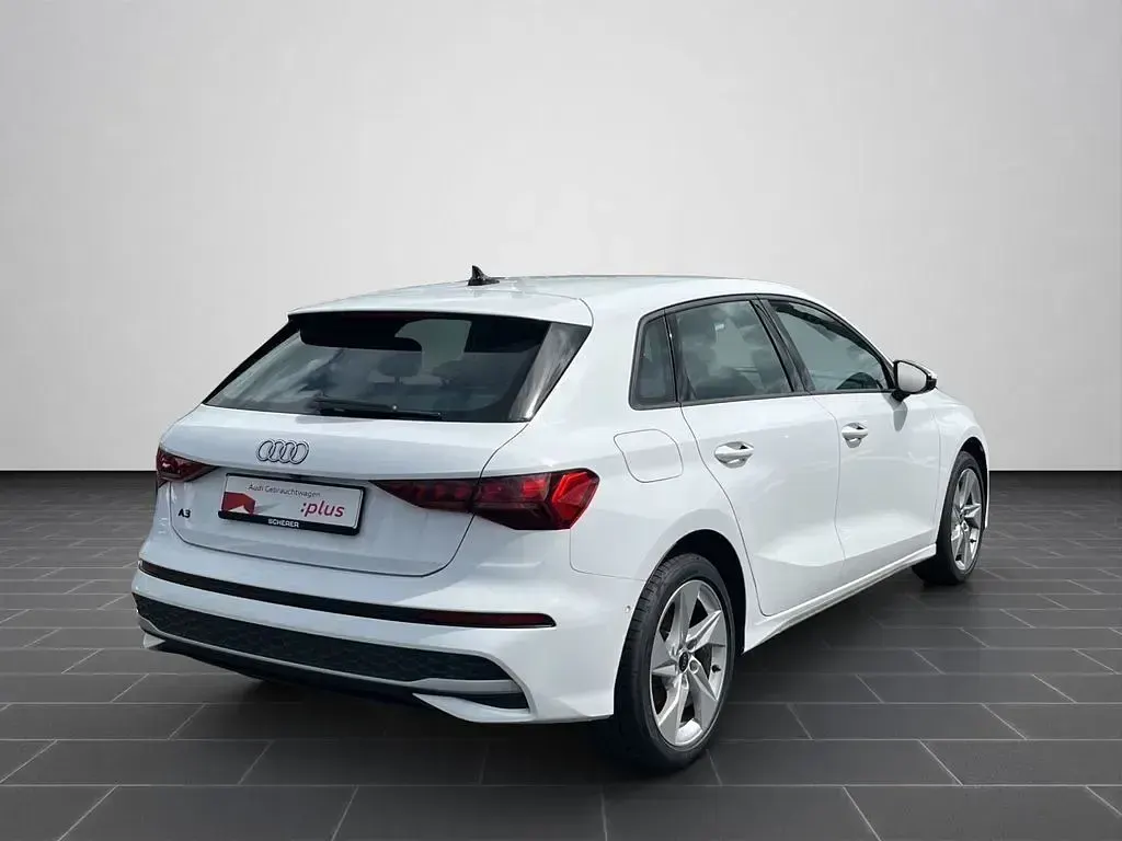 Gebraucht Audi A3 Comfort 150 PS (110 kW) 2025 Arkonaweiß Limousine