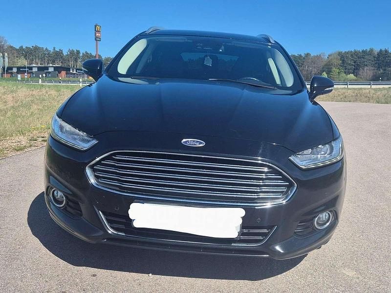 Gebraucht Ford Mondeo Titanium 179 PS (131 kW) 2016 Schwarz Kombi