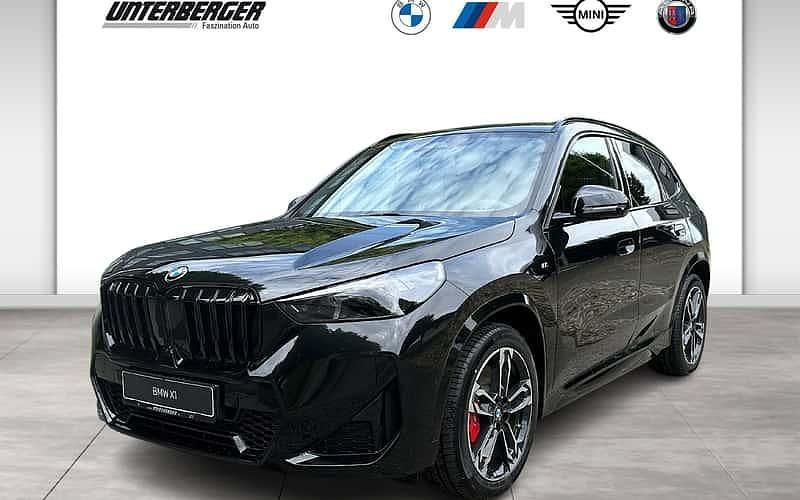 Schwarz Neu 2025 BMW X1 Luxury Line SUV | 53.990 € (Fairer Preis) - Bild 1/4