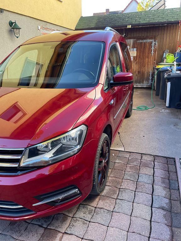 Usata VW Caddy 150 CV (110 kW) 2015 Rosso Monovolume