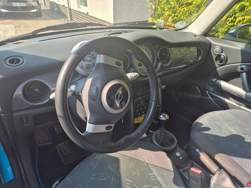 Usata Mini ONE 90 CV (66 kW) 2004 Blu Utilitaria