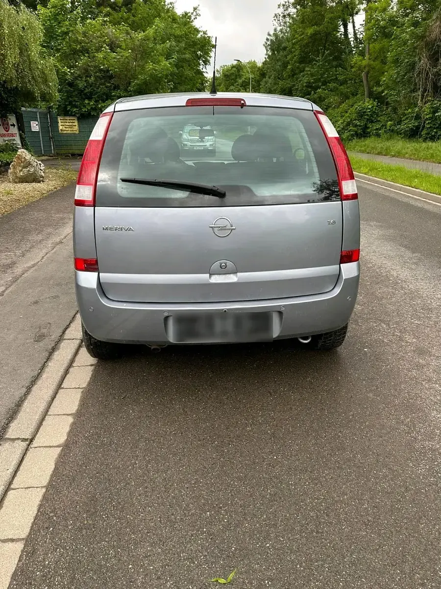 Używany Opel Meriva 101 KM (74 kW) 2005 Szary Minivan