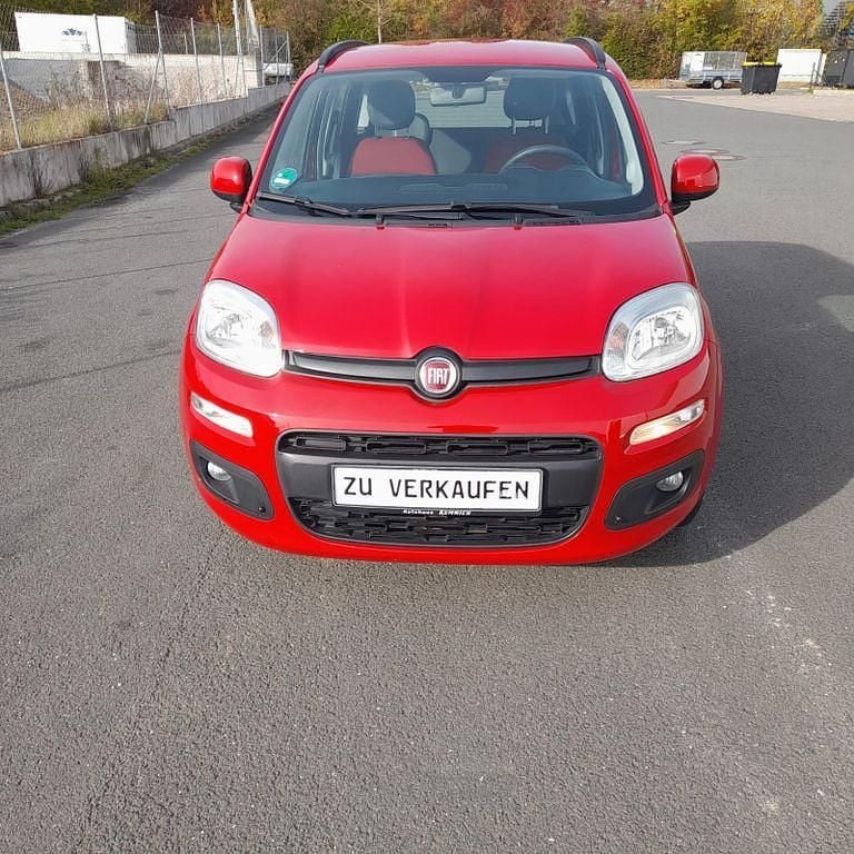 Rot Gebraucht 2013 Fiat Panda Lounge Limousine | 5.400 € (Fairer Preis) - Bild 1/4