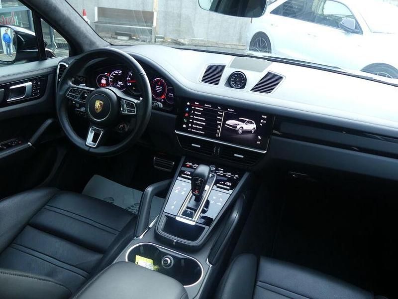 Gebraucht Porsche Cayenne 549 PS (403 kW) 2022 Schwarz SUV